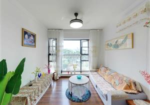 万科城地铁口 精装2房2厅 业主急售