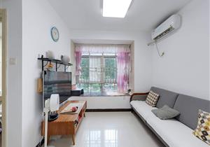 莲塘大社区，近地铁口，配套齐全