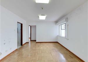 海丽大厦两房两厅出售  可以目送 小孩