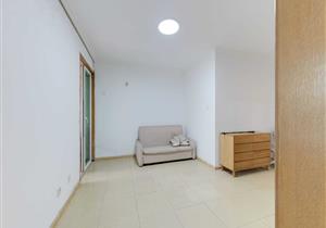 双地铁口，生活购物出行便利