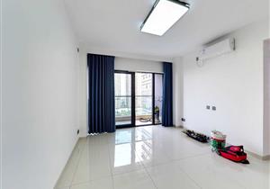 业主向市场妥协！地铁口刚降价房源，精装，满五年急售，价格私聊