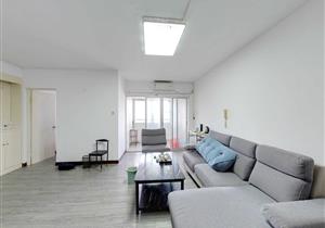 桂园的家，近期入手看这套，配套齐全，租金高，谈价空间大