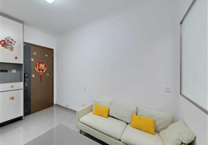 京基洪湖苑  近地铁，楼下洪湖公园，水贝珠宝商圈