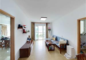 海岸线首排，电梯小高层，南向，精装3房，带外国语书包