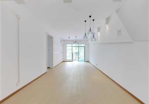 南山书城，正忠芯，南二外书包，安静地铁口