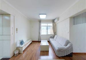 业主有心卖，配套齐全，租金高，谈价空间大，采光通透