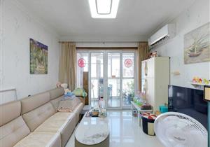 新出，悠然居高楼层，东向可看海景，精装，价格可谈