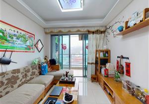 坪山14号线锦龙站，京基御景印象花园南向三房出售