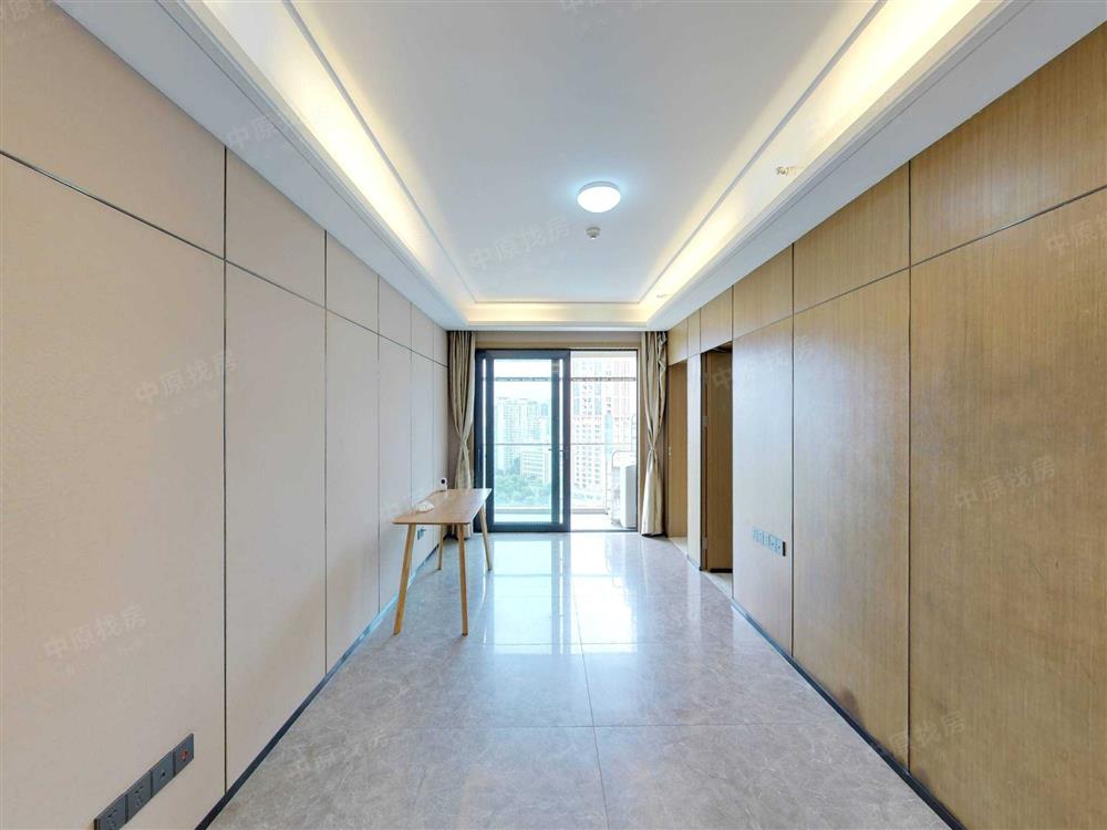 勤诚达前海世界