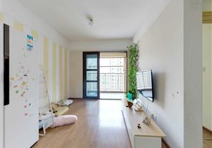 小区园林好，价格便宜，交通便捷