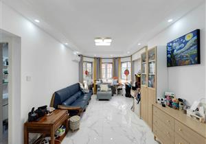 香梅北，全新精装修，看房方便