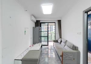 观山盛苑，业主急卖，随时可以看房，价格可谈。