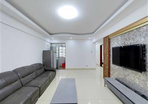 业主急出售，新装修，近地铁，价格有空间