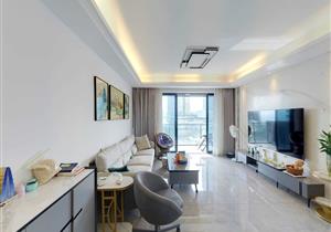 视野开阔，标准4房，精装修