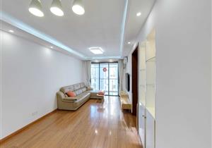 14号线地铁口物业，高楼层，朝南看花园，安静，精装修，诚心卖