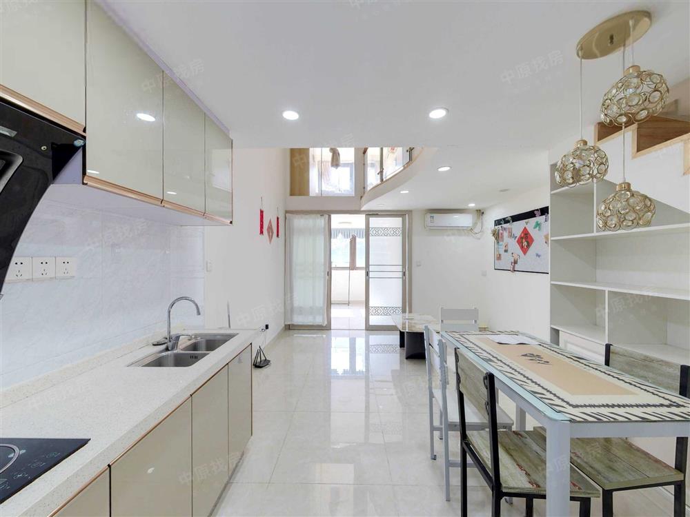 龙光玖云著大楼