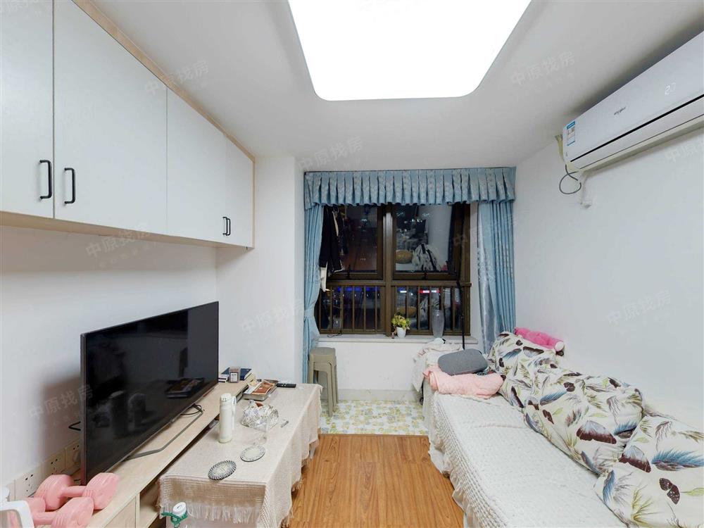 龙光玖云著大楼