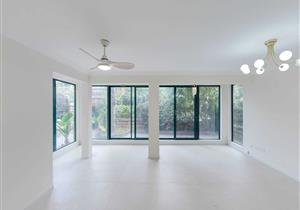 海上世界临海高赠送别墅，精装满五年，南北通，诚售仅3188万