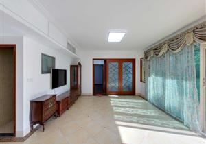 新世界倚山花园二期。泰式园林，看花园，业主诚心出售