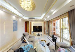 大芬地铁站大四房，中式豪华装修，视野宽阔，拎包入住