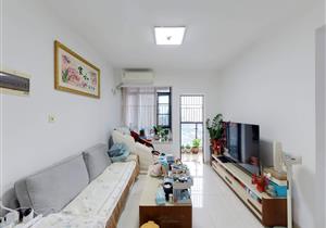 泊郡雅苑原装四房精装修地铁口南北通透价钱可以谈