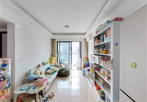 户型方正 使用率高 近地铁 配套成熟 价格可谈