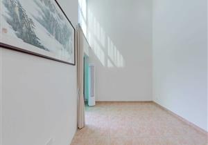 同时采用莲花北管理模式，将梅林一村建设成为全国一流的住宅小区