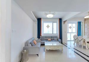 顶楼大复试，带花园，价格可谈