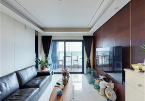 宝能城花园，精装，全明户型，商圈成熟，进地铁站