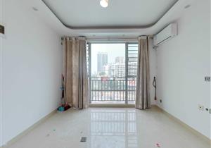 信义假日名城  满五年  东南向  精装修  看房方便