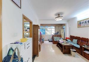 大悦城商圈，建安一路，实用3房