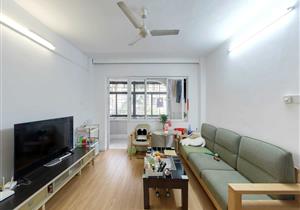 建安小书包3房2卫，精装自住房，中间楼层