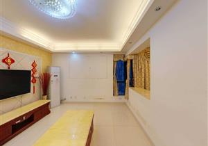 新出笋盘，看房方便，拎包可住，价格可谈，税费少