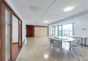 七栋高层 直面塘朗山景