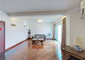 世界花园顶复带花园262平  视野景观开阔  交通生活方便