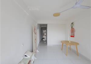 三十三区商住楼，85平方4房，低总价，价格好说，看房方便