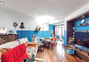 一栏洪湖公园景观住家大三房！！