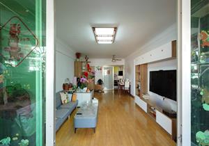 宝安下一站翻身地铁口阳光温馨好房欢迎您！！