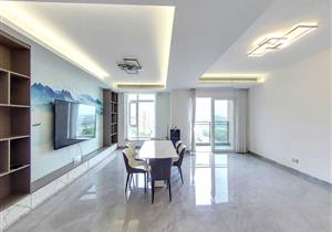 福田外国语中小。上下两层复试，无遮挡带花园