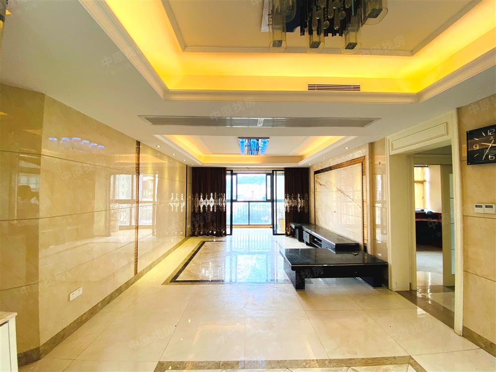 东港印象家园 豪装大五房两卫 品质享受奢侈的生活