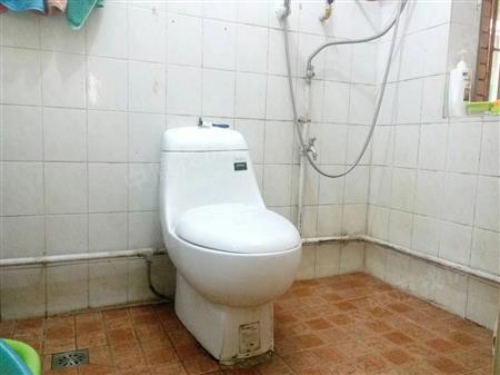 中房怡芬花园-卫生间