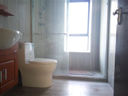 高发西岸花园（三期）-卫生间