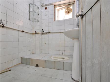 武装部综合楼-卫生间