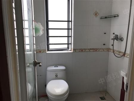 信义锦绣花园-卫生间