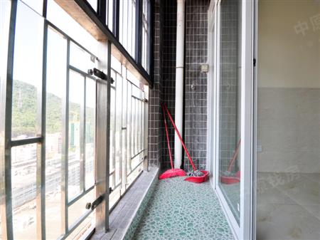 昊海君悦大厦-阳台