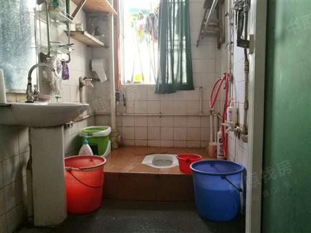 新城花园-卫生间