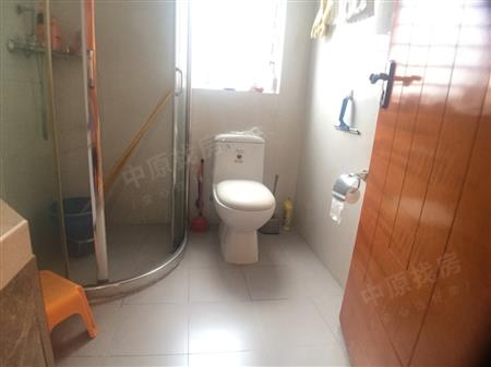 发展兴苑-卫生间