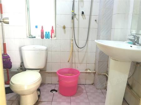 中房怡芬花园-卫生间