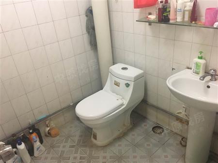 东安花园-卫生间