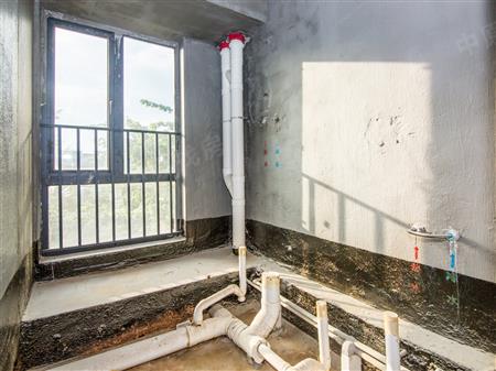 华侨城四海锦园（水门逸欣园）-卫生间